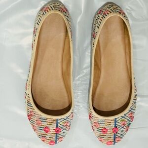 9 Mix No9 Embroidered Flats festival pink blue gently used